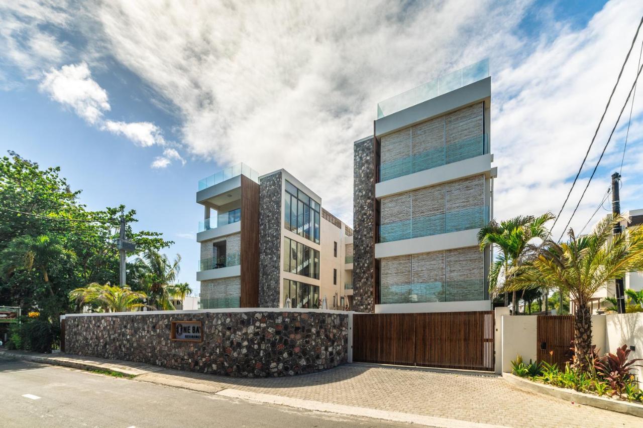 One Bay Residence Unit 15 - Penthouse With Private Roof Top, Jacuzzi And Sea View Grand Baie Exterior photo